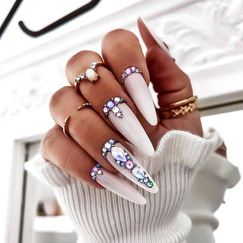 Nail crystals 3D 20 pcs Nr 4